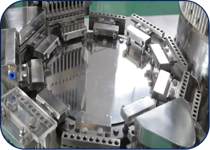 capsule filling machine - Enclosed workstation turntable